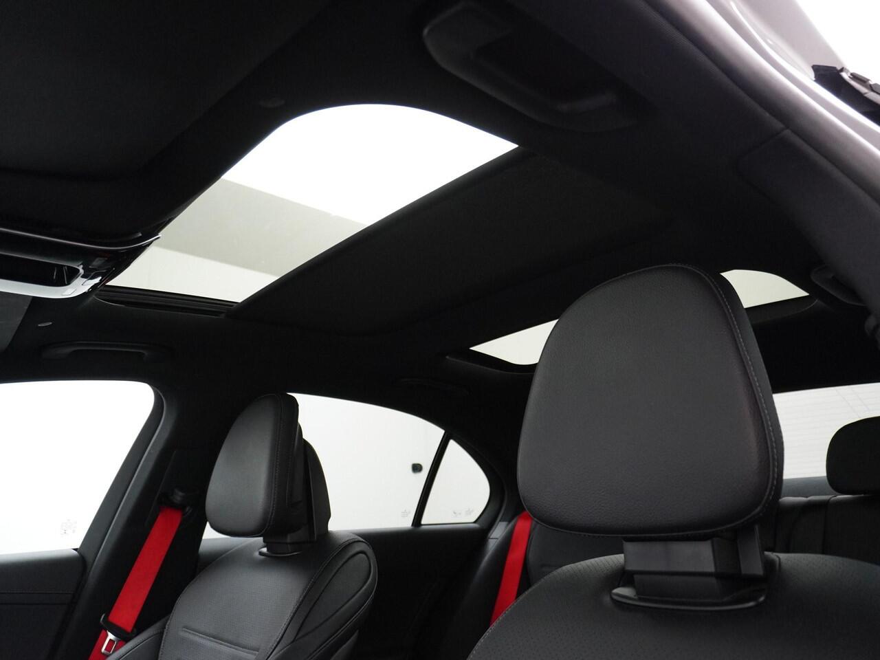 Mercedes-Benz C-KLASSE 300e AMG Line Limited