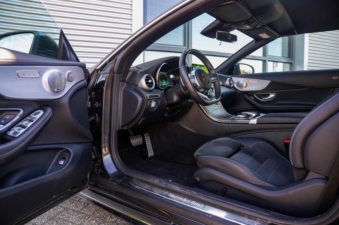Mercedes-Benz C-KLASSE Cabrio 200 AMG Line Airscarf Burmester Multibeam LED Stoelverw. Navigatie 18''LM