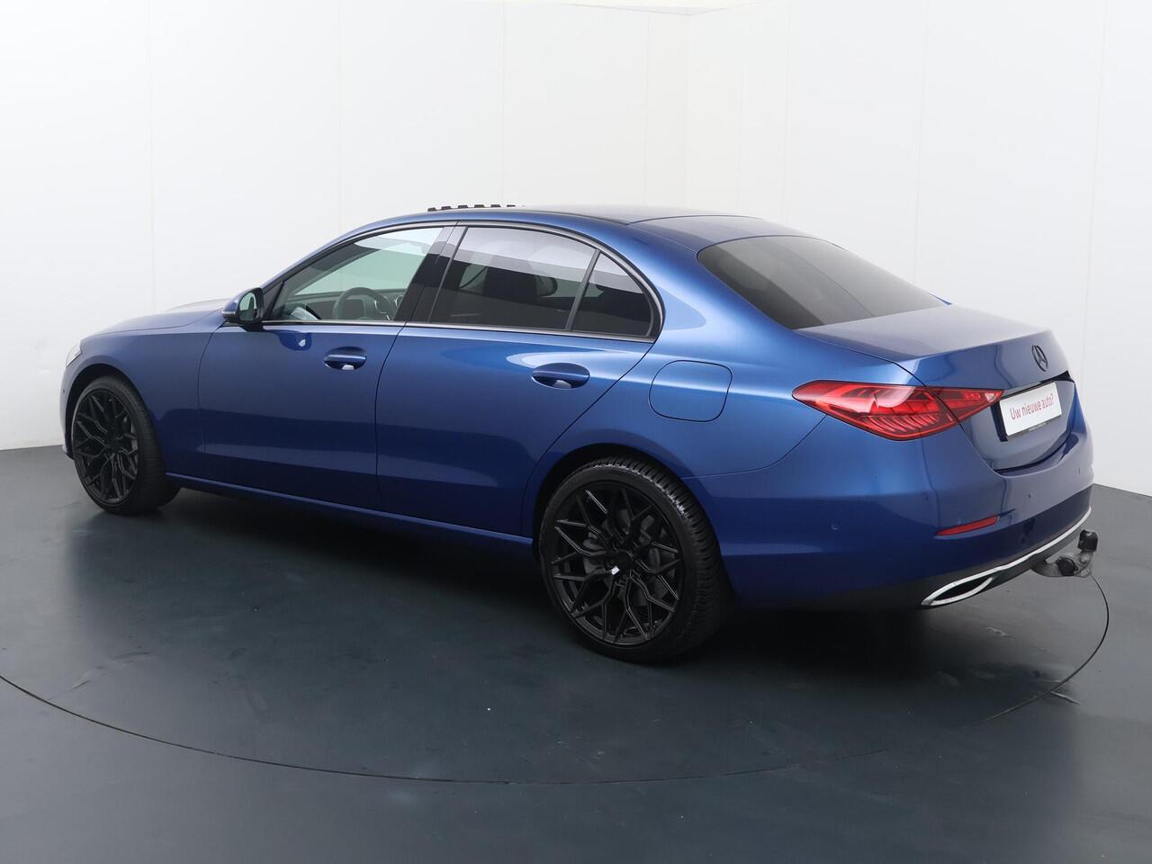 Mercedes-Benz C-KLASSE 300 e AMG Line Limited | Automaat | Digitale cockpit | Panoramadak | Laneassist | Sfeerverlichting | Multifunctioneel stuurwiel | Cruise control | Speedlimiter | Spraakbediening | Inklapbare spiegels | Automatische verlichting | Start/Stop | Navigatie | B