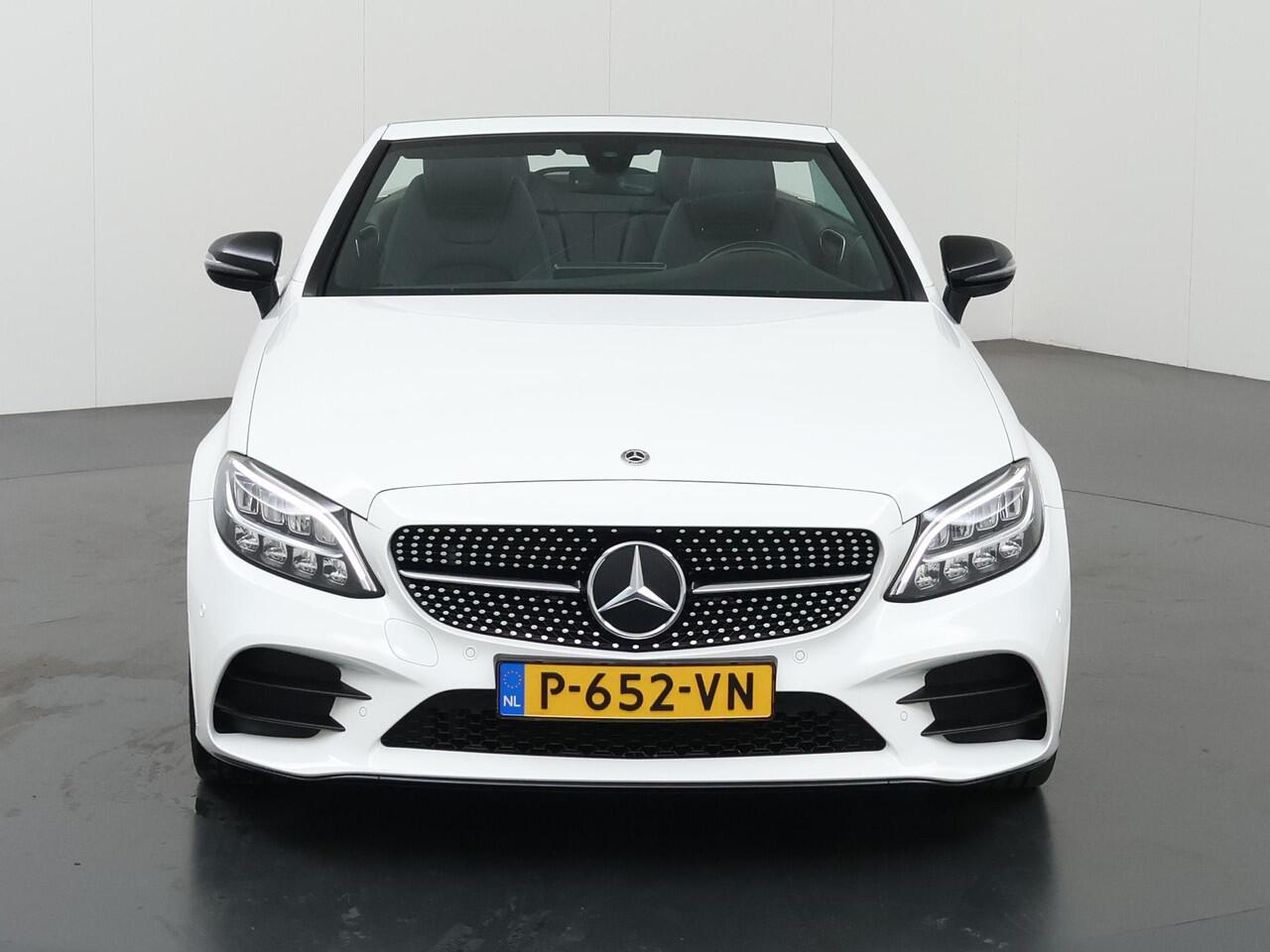 Mercedes-Benz C-KLASSE Cabrio 180 Premium Plus Pack | AMG | Widescreen | Stoelverwarming | 18" lichtmetalen velgen |