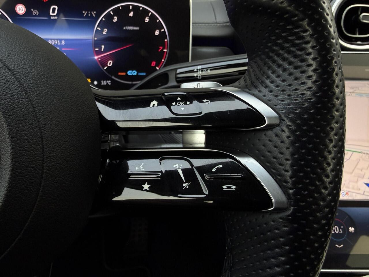 Mercedes-Benz C-KLASSE 180 AMG Line Automaat/LED/Fabr.garantie/Camera