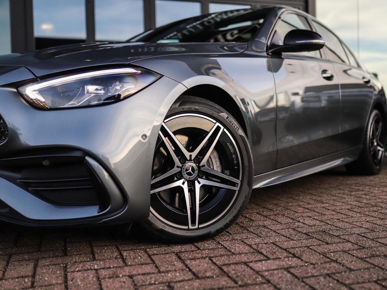 Mercedes-Benz C-KLASSE 300 e AMG Line | Leder | Camera | Stoelverw. | Pano