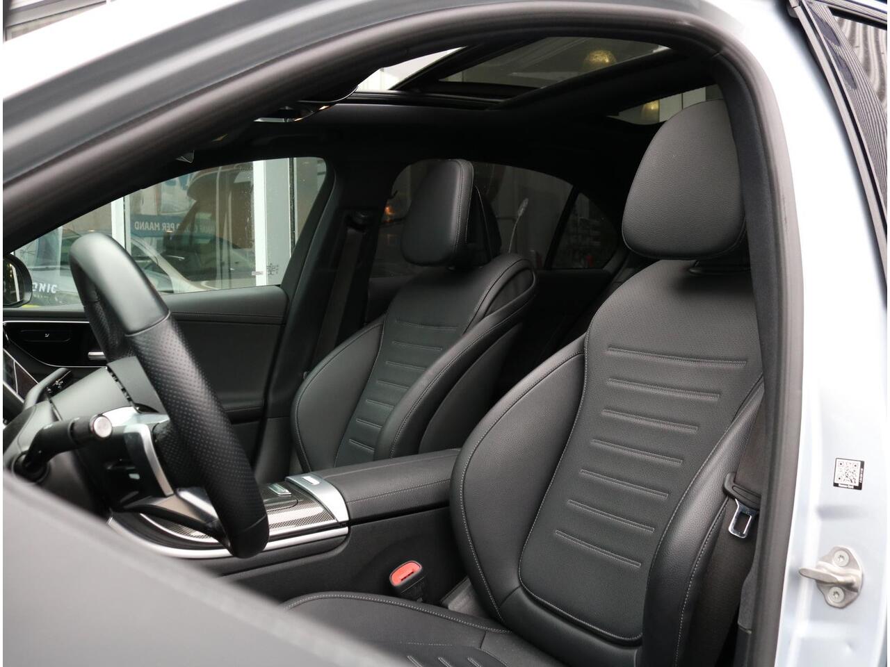 Mercedes-Benz C-KLASSE 200 AMG Line | Night Edition | Panorama | Trekhaak