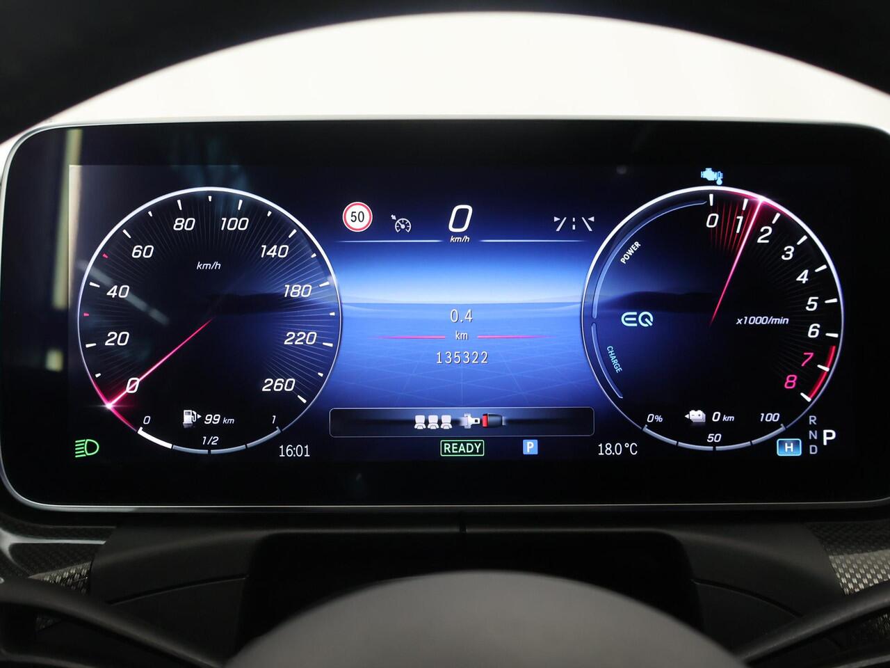 Mercedes-Benz C-KLASSE 300 e AMG Line | Night | Trekhaak | Panoramadak | Memory | Headup | Multibeam |