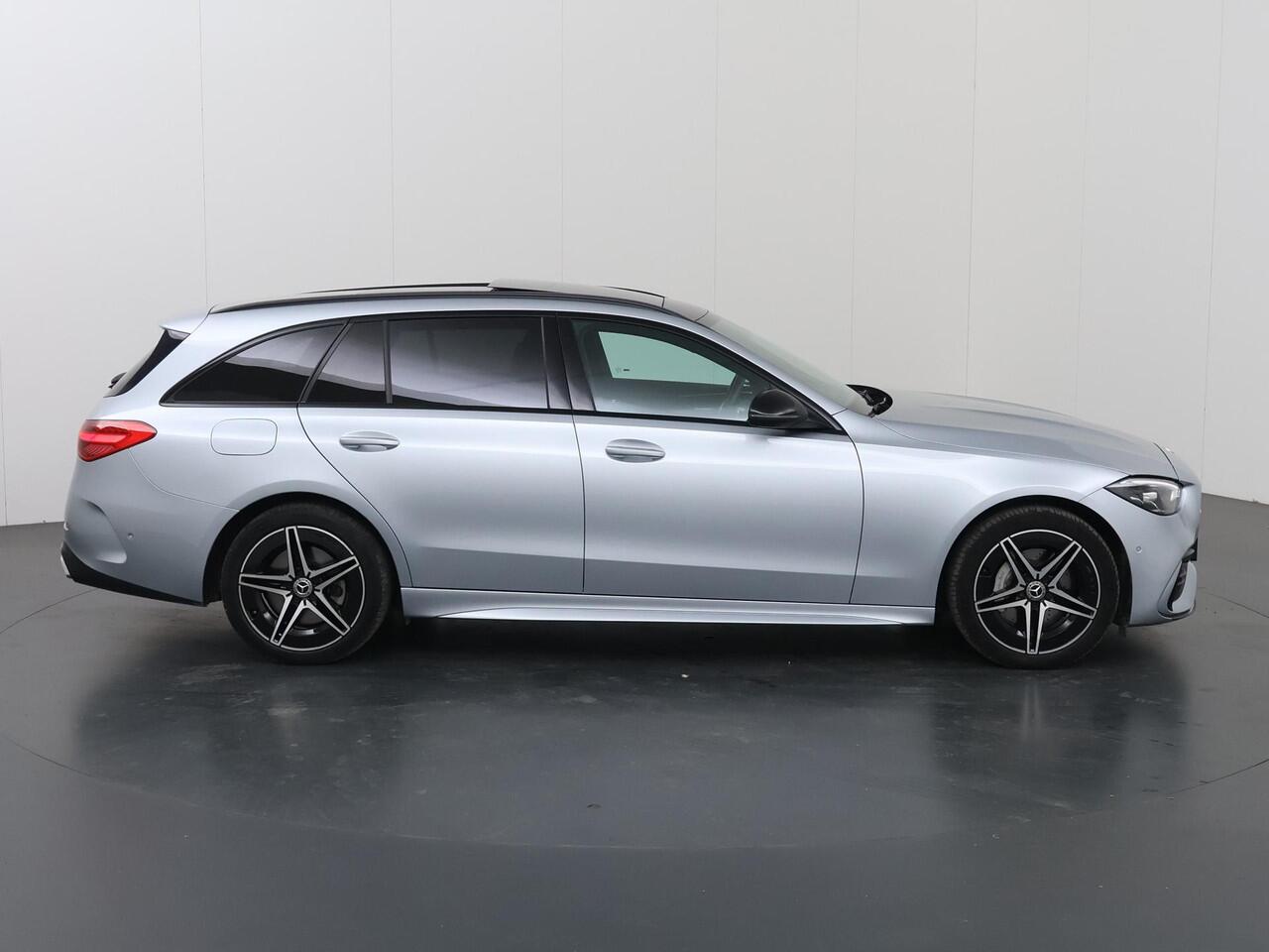 Mercedes-Benz C-KLASSE Estate 300 e AMG Line | Night | Panoramadak | Stoelverwarming | Achteruitrijcamera |