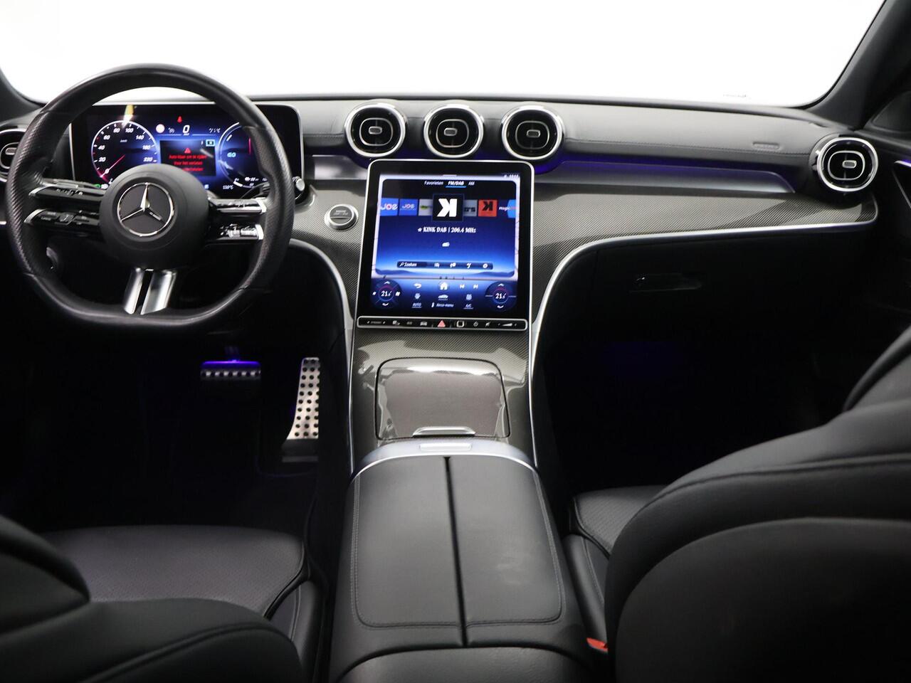 Mercedes-Benz C-KLASSE Estate 300 e AMG Line | Night | Panoramadak | Stoelverwarming | Achteruitrijcamera |