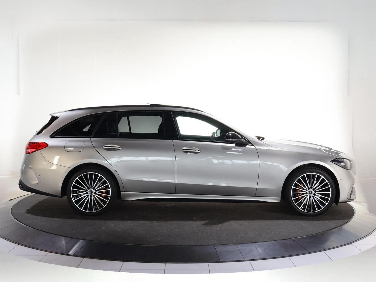 Mercedes-Benz C-KLASSE Estate 300 e AMG Line | Night | Trekhaak | Memory | Panoramadak | Massage | Rijassistentiepakket |