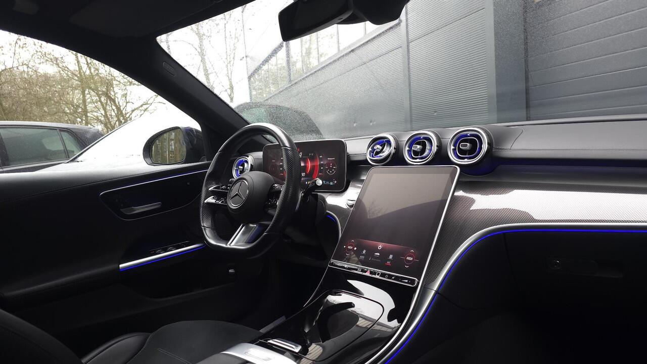 Mercedes-Benz C-KLASSE 220 d AMG Line | Panorama | Sfeer | Carplay | Camera