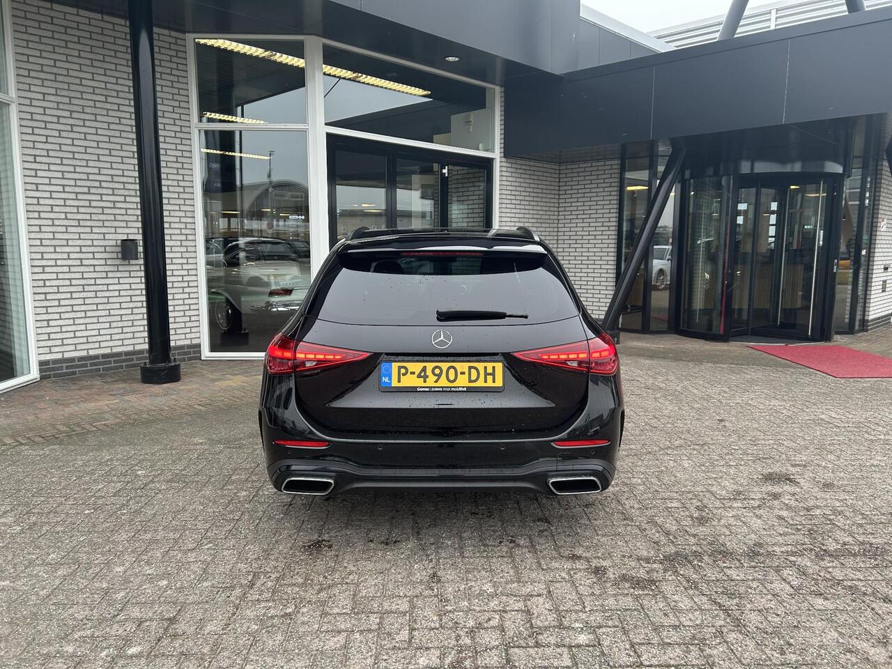 Mercedes-Benz C-KLASSE Estate 180 AMG Line | Head up display | Trekhaak | Memory