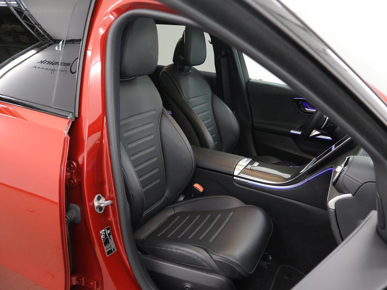 Mercedes-Benz C-KLASSE Estate 200 Launch Edition AMG Line | Night | Panoramadak | Memory | Sfeerverlichting | 360 camera | Digital light |