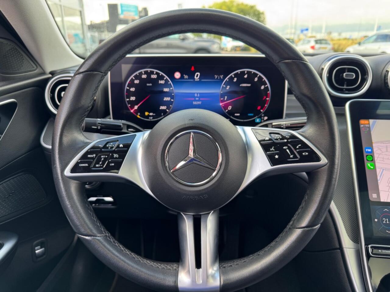 Mercedes-Benz C-KLASSE C 180 HYBRIDE AUT. 190PK SCHUIFDAK NAVI CAMERA CARPLAY SFEERVERLICHTING AIRCO LMV PDC