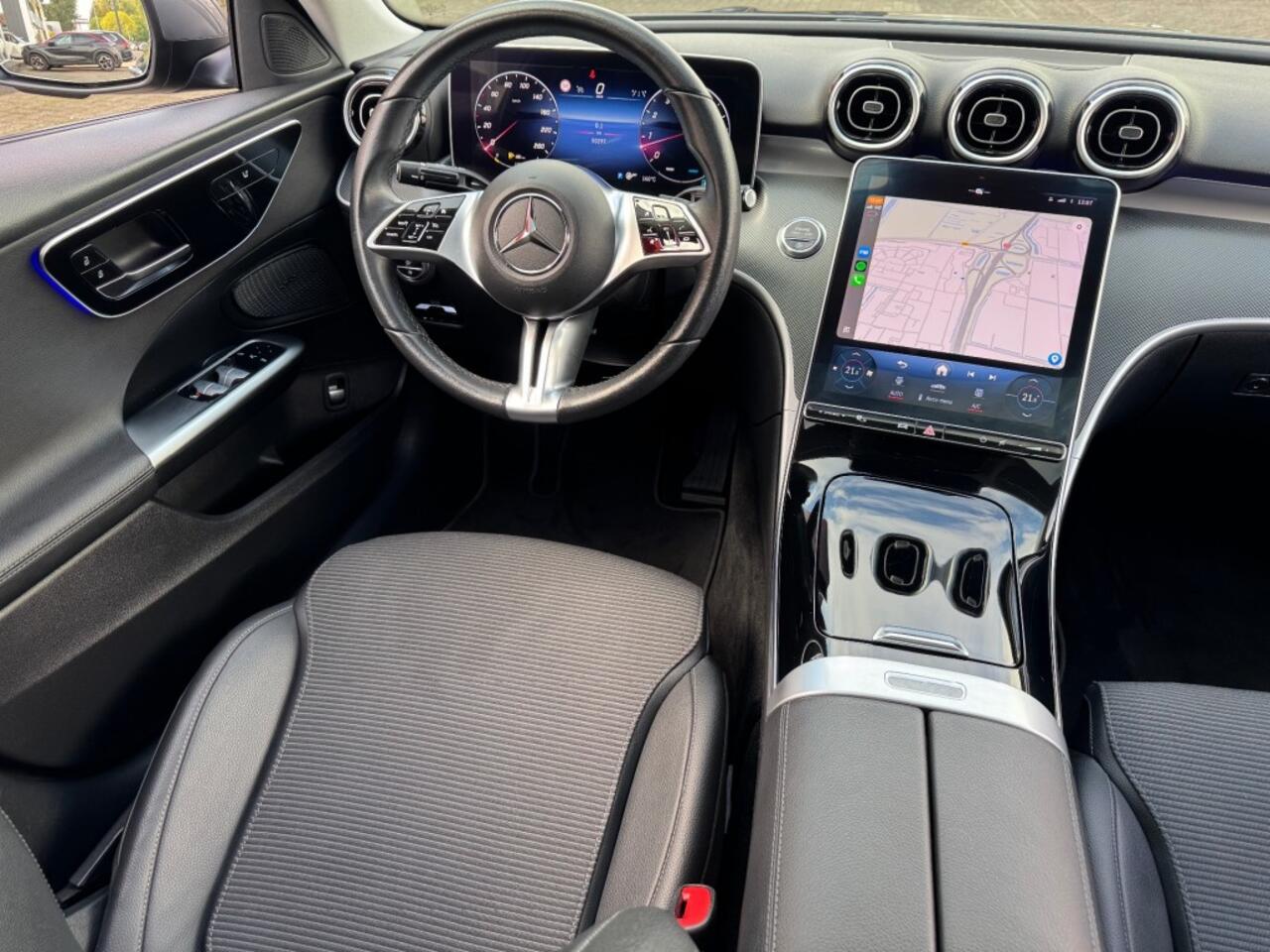 Mercedes-Benz C-KLASSE C 180 HYBRIDE AUT. 190PK SCHUIFDAK NAVI CAMERA CARPLAY SFEERVERLICHTING AIRCO LMV PDC