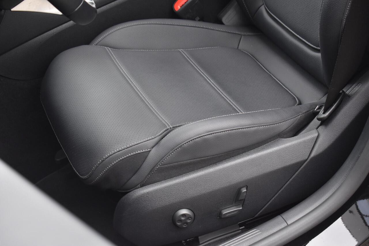 Mercedes-Benz C-KLASSE 300 e Business Line Pano Lane ACC Trekhaak