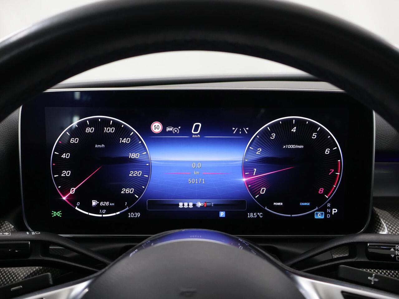 Mercedes-Benz C-KLASSE 180 Luxury Line | Panoramadak | Memory | Stoelverwarming | Getint glas | Sfeerverlichting |