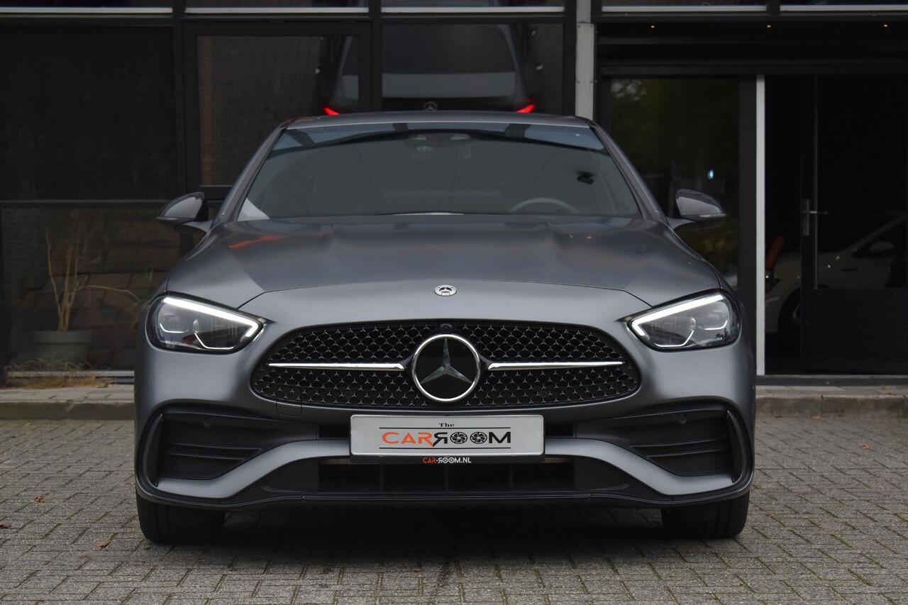 Mercedes-Benz C-KLASSE 300e AMG Line Plug-in Hybride Lane ACC Camera Mat Grijs