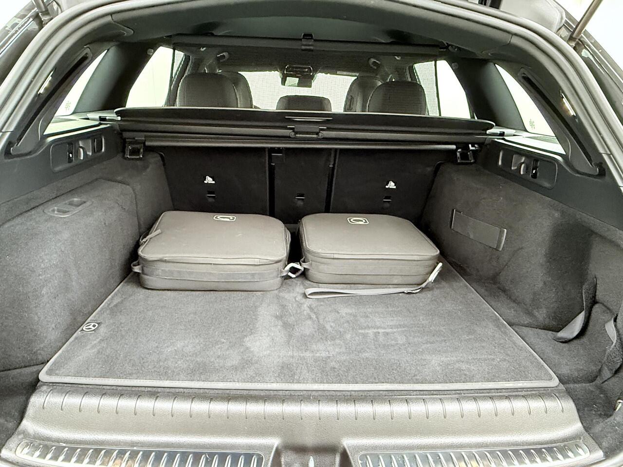 Mercedes-Benz C-KLASSE Estate 300 e Luxury Line | ELKTR. TREKHAAK | DODE HOEK DETECTIE | ELKTR. STOELEN MET GEHEUGEN | APPLE CARPLAY |