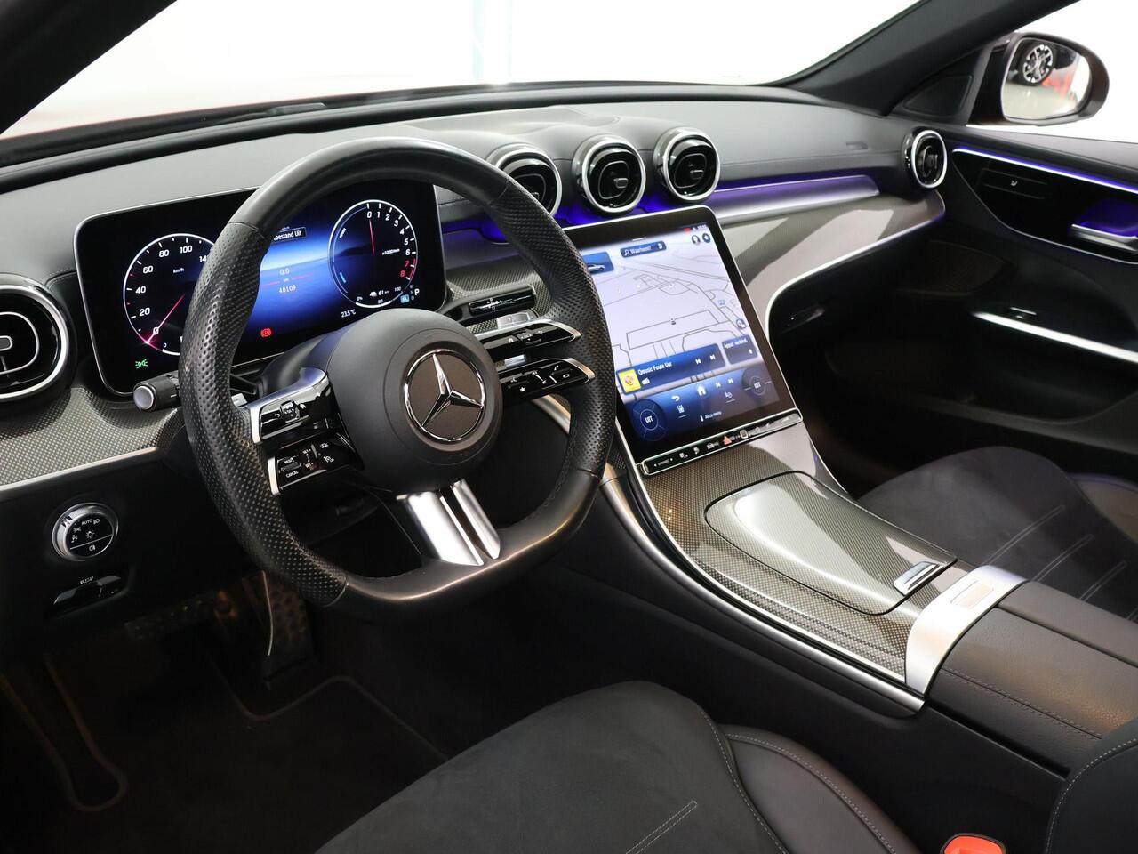 Mercedes-Benz C-KLASSE Estate 300 e AMG Line | Night | Trekhaak | Panoramadak | Sfeerverlichting |