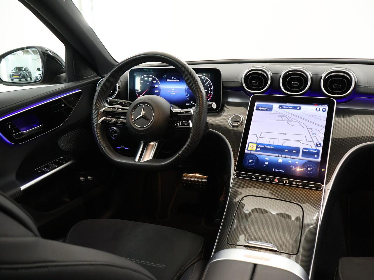 Mercedes-Benz C-KLASSE Estate 300 e AMG Line | Night | Trekhaak | Panoramadak | Sfeerverlichting |