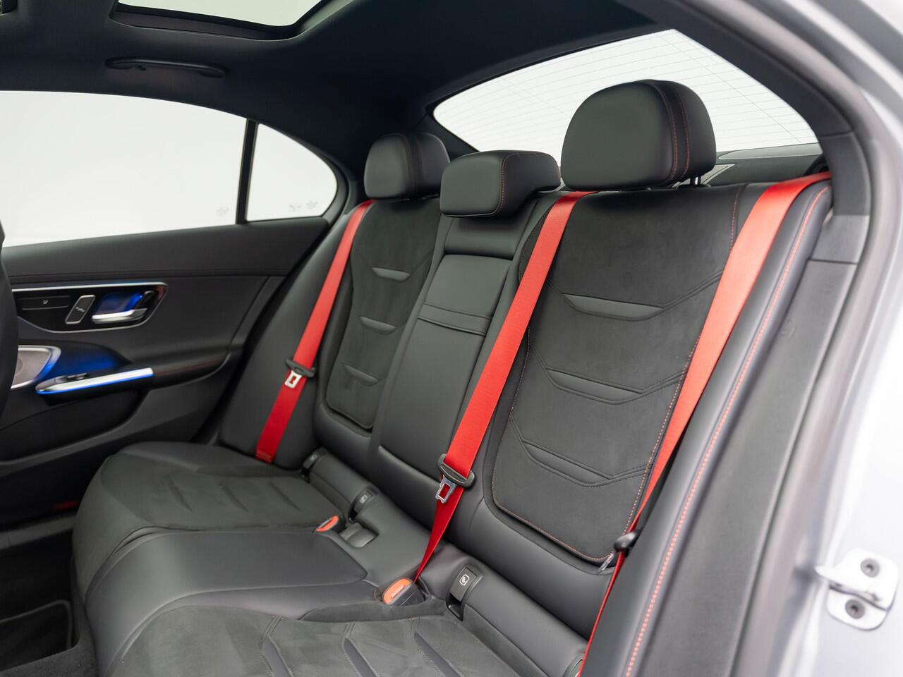 Mercedes-Benz C-KLASSE C43 AMG 4MATIC |Pano|Kuipstoelen|360 Camera|Burmester|Memory|