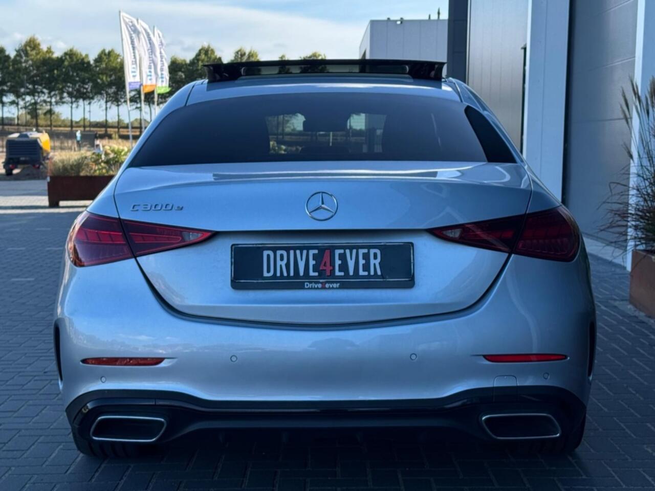 Mercedes-Benz C-KLASSE 300 e AMG Line 2023 PANO NAVI AMBIENT WIDESCREEN CAMERA CR CONTR