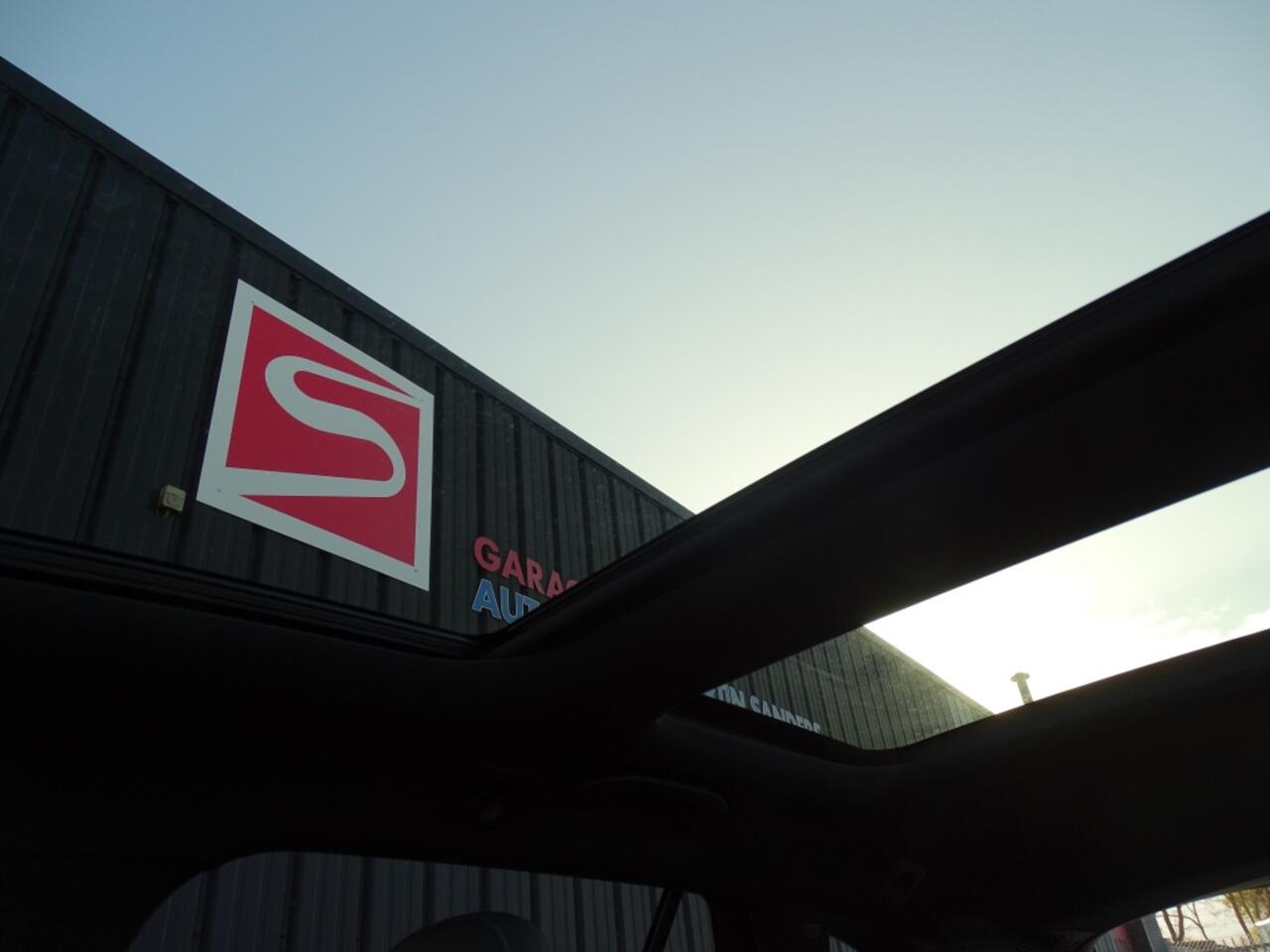 Mercedes-Benz C-KLASSE 300 e AMG Line 63 Panoramadak/360