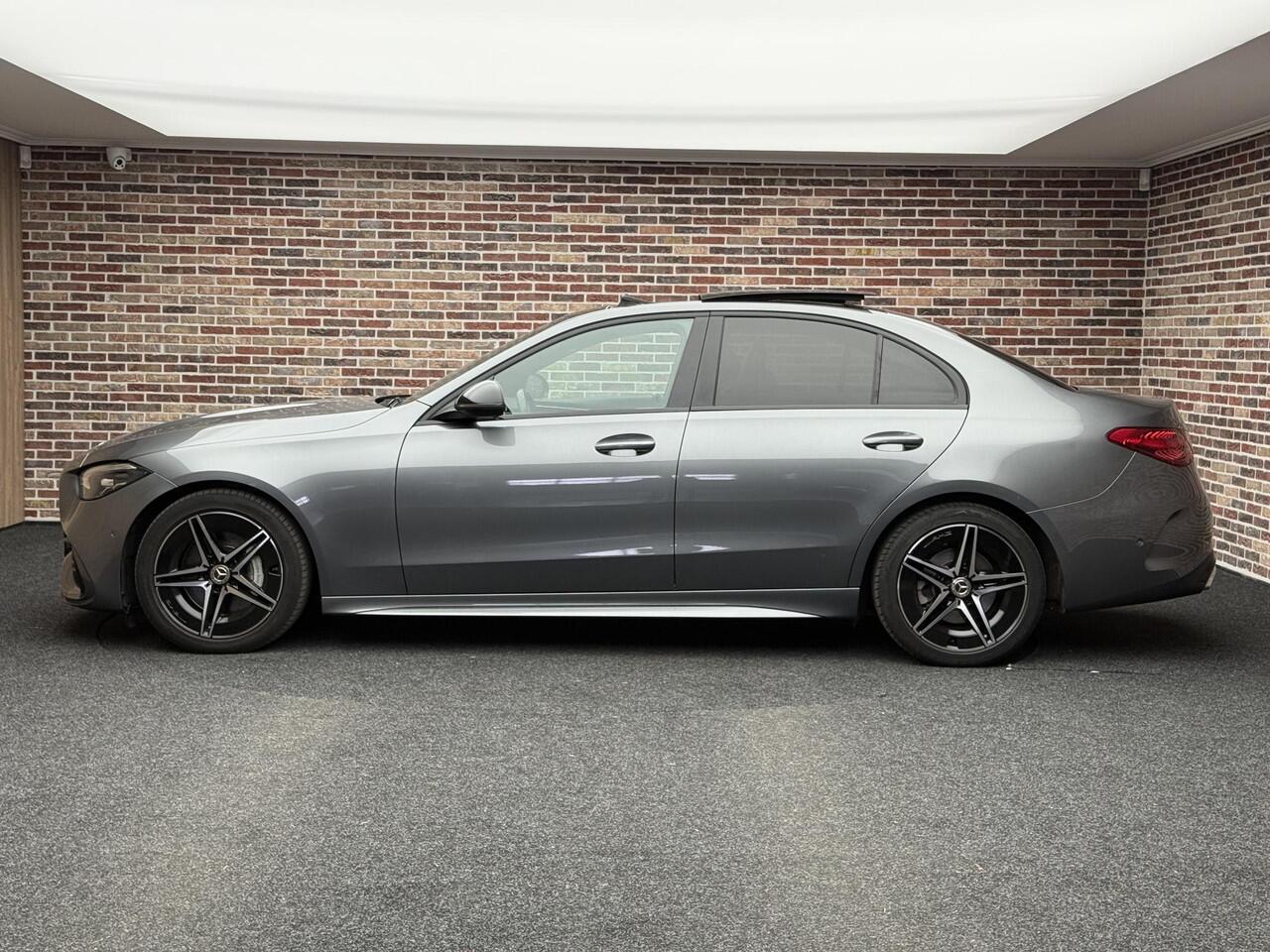 Mercedes-Benz C-KLASSE 200 AMG Line Panorama| Achteruitrijcamera | Elekt. stoel