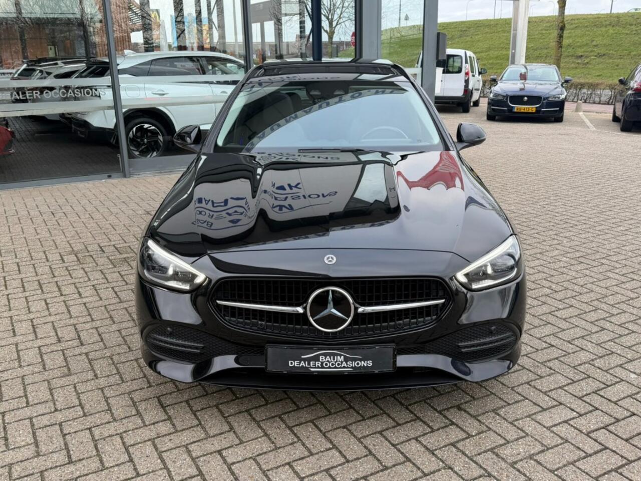 Mercedes-Benz C-KLASSE 300e PHEV BUSINESS LINE PANORAMADAK NAVI PDC-CAMERA.