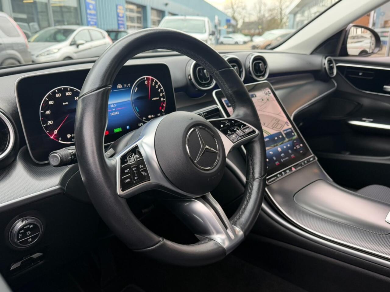 Mercedes-Benz C-KLASSE 300e PHEV BUSINESS LINE PANORAMADAK NAVI PDC-CAMERA.
