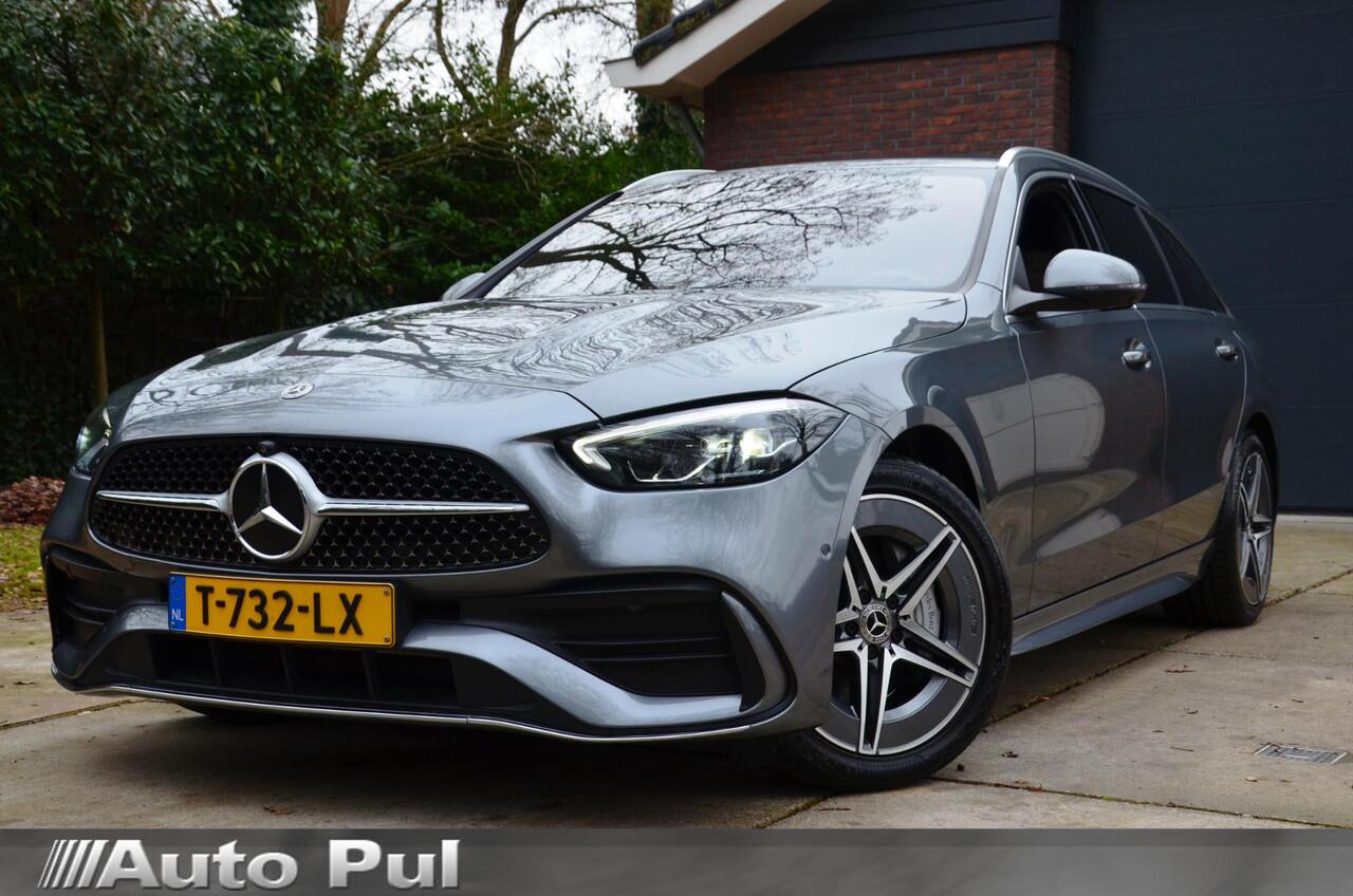 Mercedes-Benz C-KLASSE Estate 300 e AMG Line Automaat/Navi/Pdc/Ecc/Burmester 3D Surround Sound systeem/Rondomzicht camera/Stoelverwarming/Elektrisch verstelbare stoelen/Privacy-Glass/18-Inch Lmv