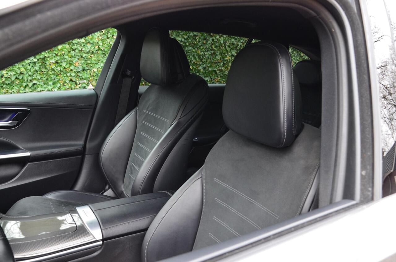 Mercedes-Benz C-KLASSE Estate 300 e AMG Line Automaat/Navi/Pdc/Ecc/Burmester 3D Surround Sound systeem/Rondomzicht camera/Stoelverwarming/Elektrisch verstelbare stoelen/Privacy-Glass/18-Inch Lmv