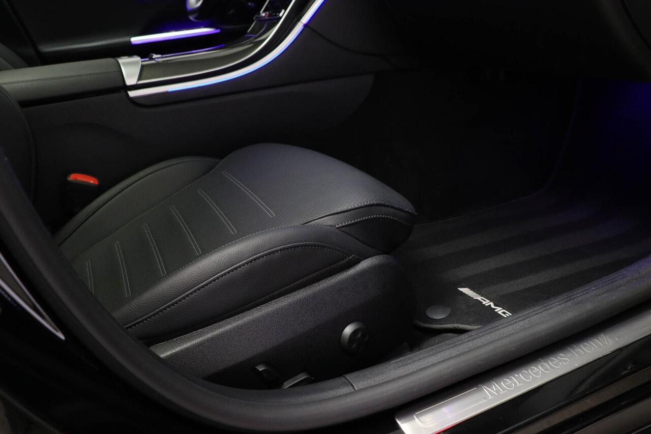 Mercedes-Benz C-KLASSE 300 e AMG Line | PANORAMADAK | VOORKLIMATISERING | CAMERA