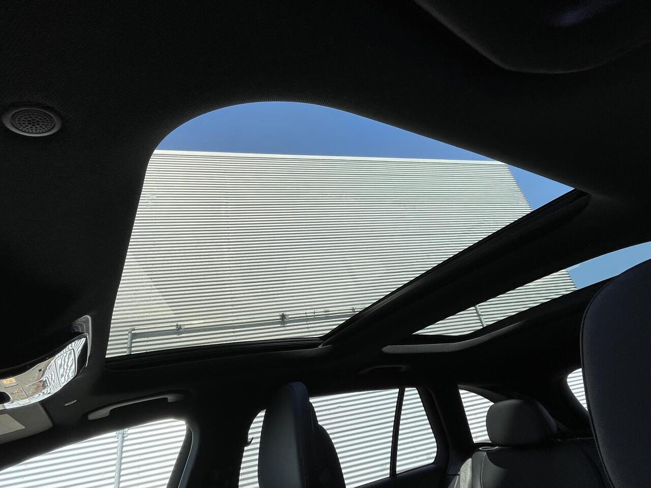 Mercedes-Benz C-KLASSE Estate 300 e Luxury Line | Panoramadak | Memorypakket