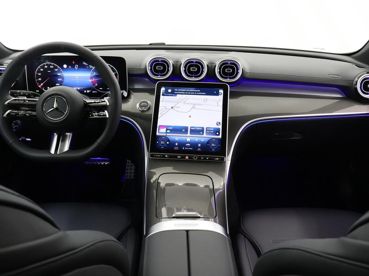 Mercedes-Benz C-KLASSE Estate 180 AMG Line | Premium Pack | Panoramaschuifdak | Augmented reality Navigatie | DIGITAL LIGHT | 360°-camera| Premium sfeerverlichting |