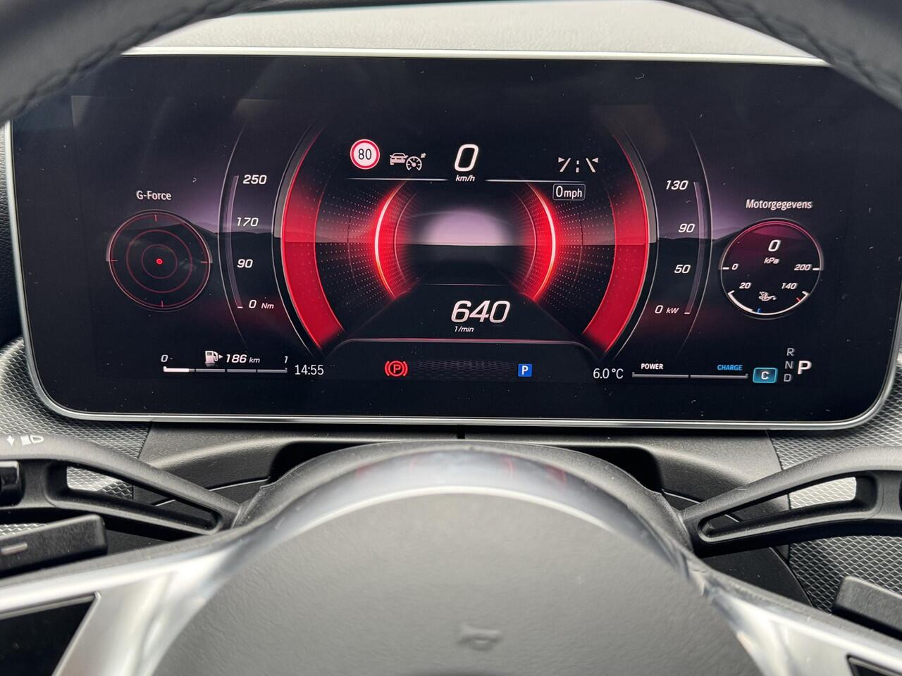 Mercedes-Benz C-KLASSE Estate Luxury Line 180 / Zeer complete/luxe / Burmester audio / Glascoating / Sfeerverlichting / 360 graden camera / Elektrisch verstelbare stoelen met memory functie / Elektrisch verstelbaar stuur