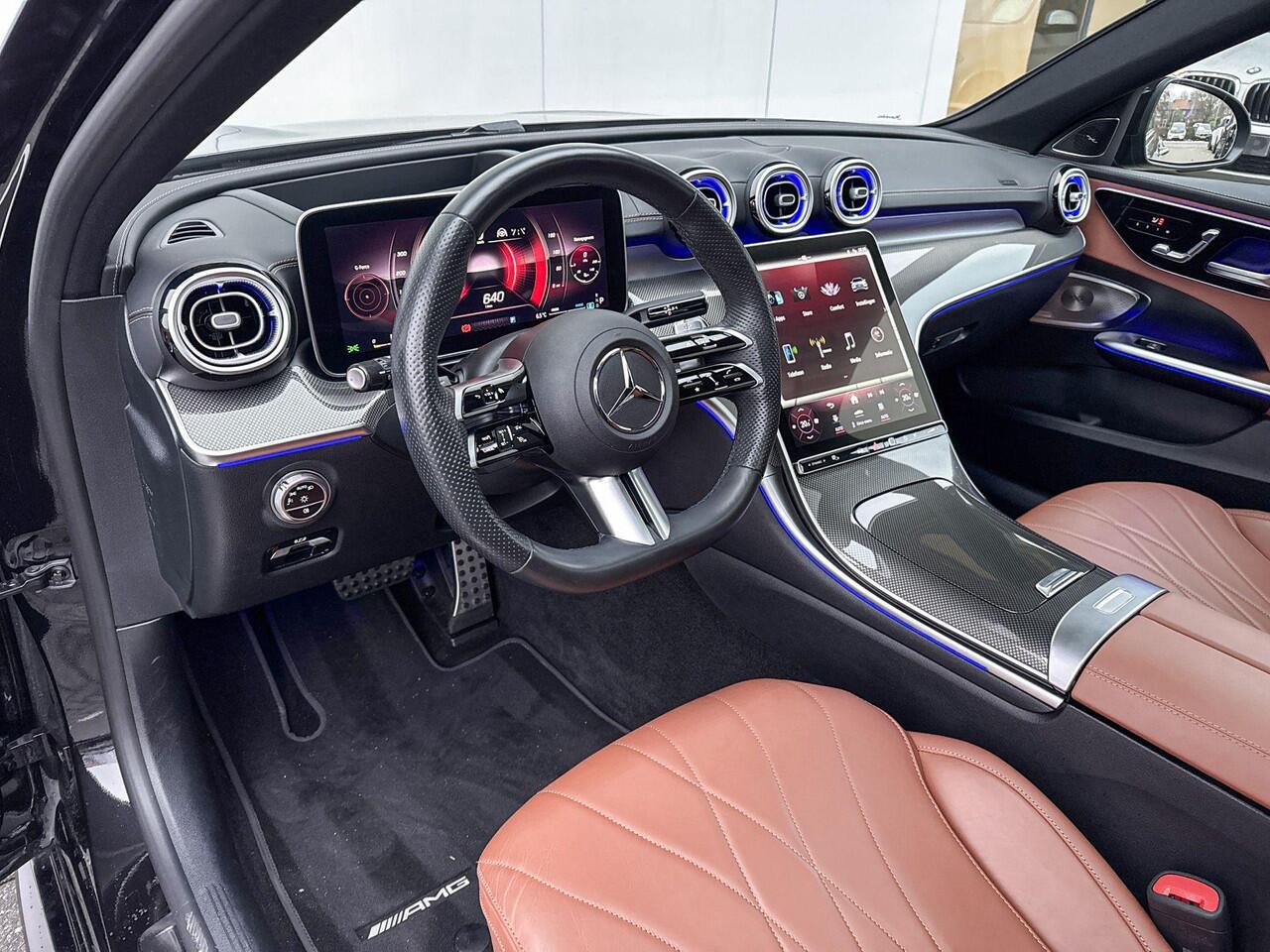 Mercedes-Benz C-KLASSE 200 AMG Line Panorama dak | leder | Trekhaak | Burmester | carbon inleg | head Up display
