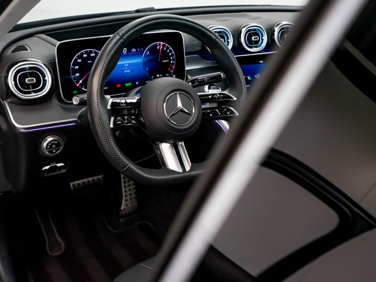 Mercedes-Benz C-KLASSE Estate C 300 e AMG Line Night | Nappa | Pano | Burmester | Memor