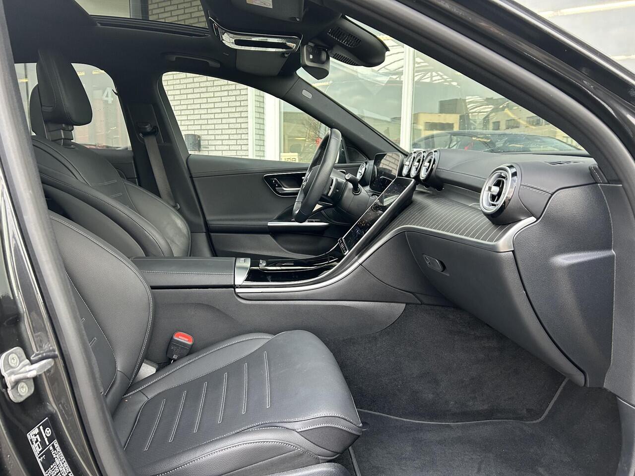 Mercedes-Benz C-KLASSE 180 AMG Line | Memory | Panoramadak | LED verlichting