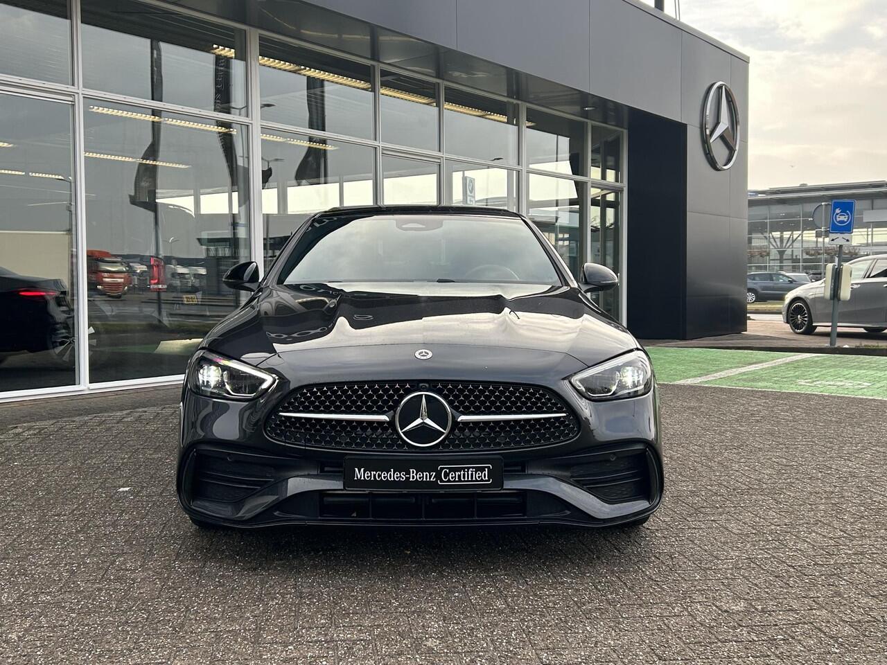 Mercedes-Benz C-KLASSE 180 AMG Line | Memory | Panoramadak | LED verlichting