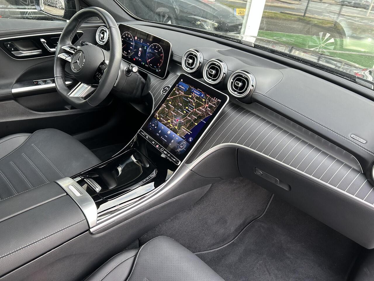 Mercedes-Benz C-KLASSE 180 AMG Line | Memory | Panoramadak | LED verlichting