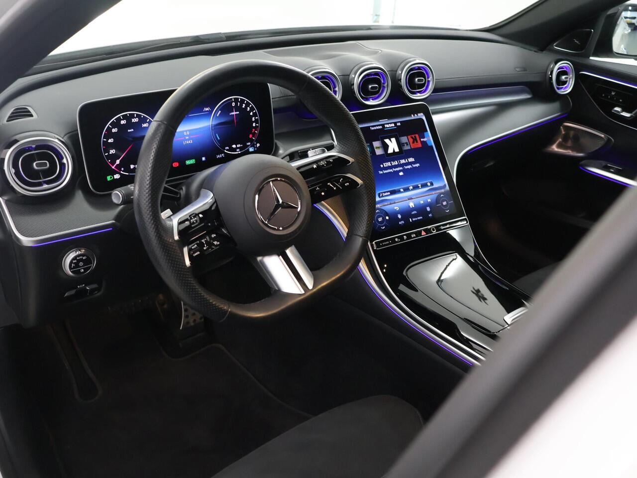 Mercedes-Benz C-KLASSE 300 e AMG Line | Premium pakket | Burmester | 360 camera | Night | Digital light | Memory |