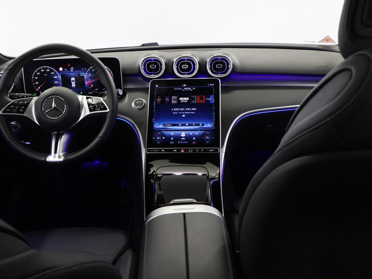 Mercedes-Benz C-KLASSE Estate 180 Luxury Line Panoramadak | Memory | Stoelverwarming | Sfeerverlichting |