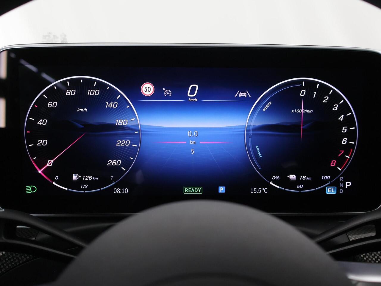 Mercedes-Benz C-KLASSE Estate 300e Business Solution AMG | Panoramadak | Digital Light | Trekhaak | Nightpakket | Memory pakket