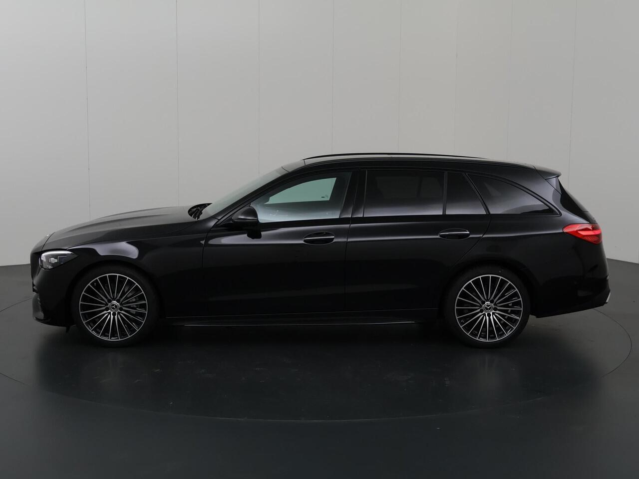 Mercedes-Benz C-KLASSE Estate 180 Star Edition AMG Line | Panoramadak| Night | Stoelventilatie | Camera | Digital Light |