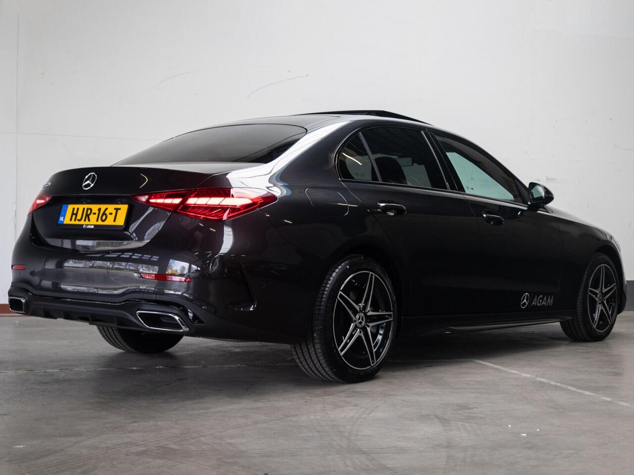 Mercedes-Benz C-KLASSE Limousine 300 e Star Edition Limited Panorama dak | Trekhaak