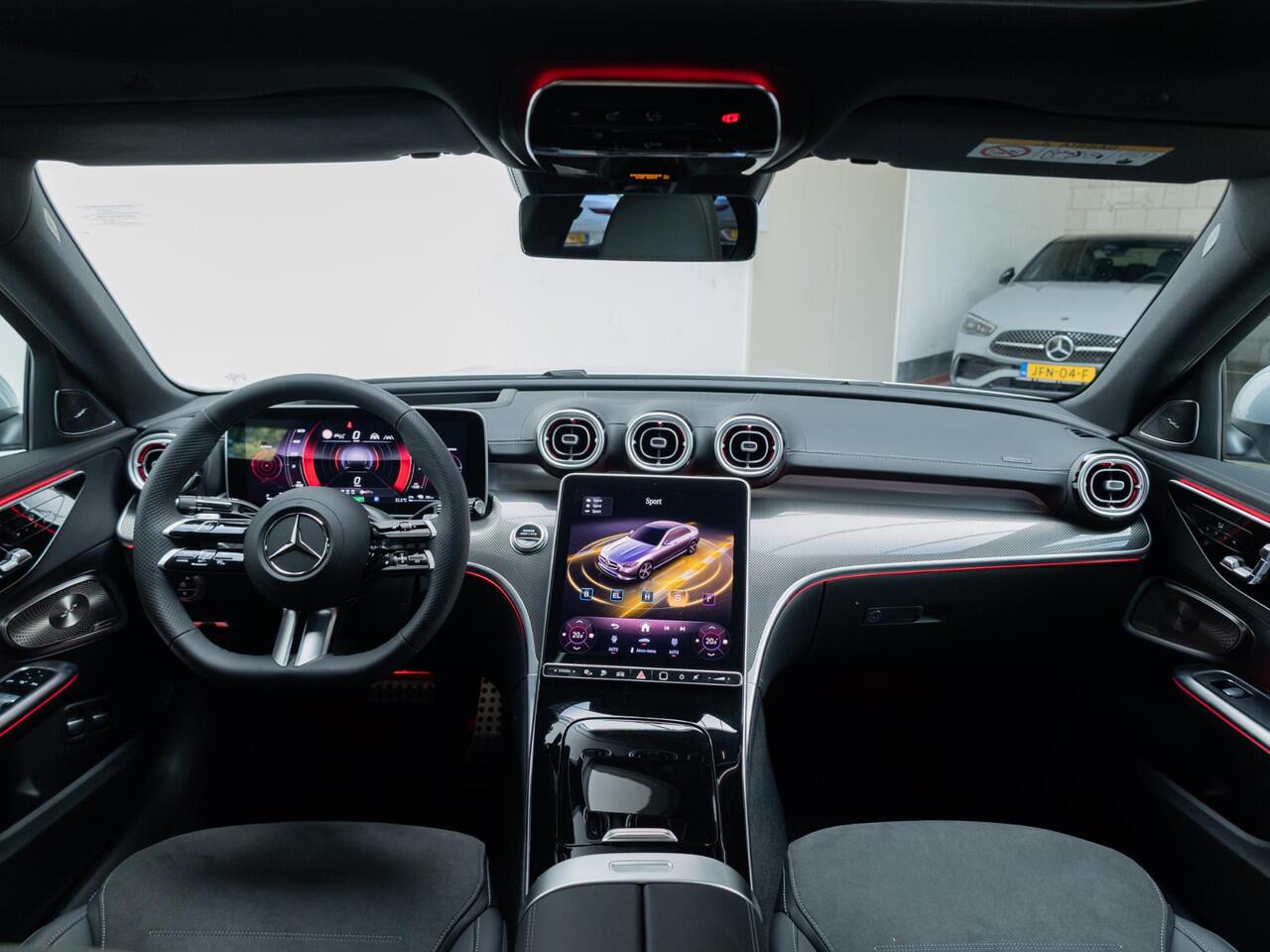 Mercedes-Benz C-KLASSE Limousine 300 e Business Solution AMG Panorama dak