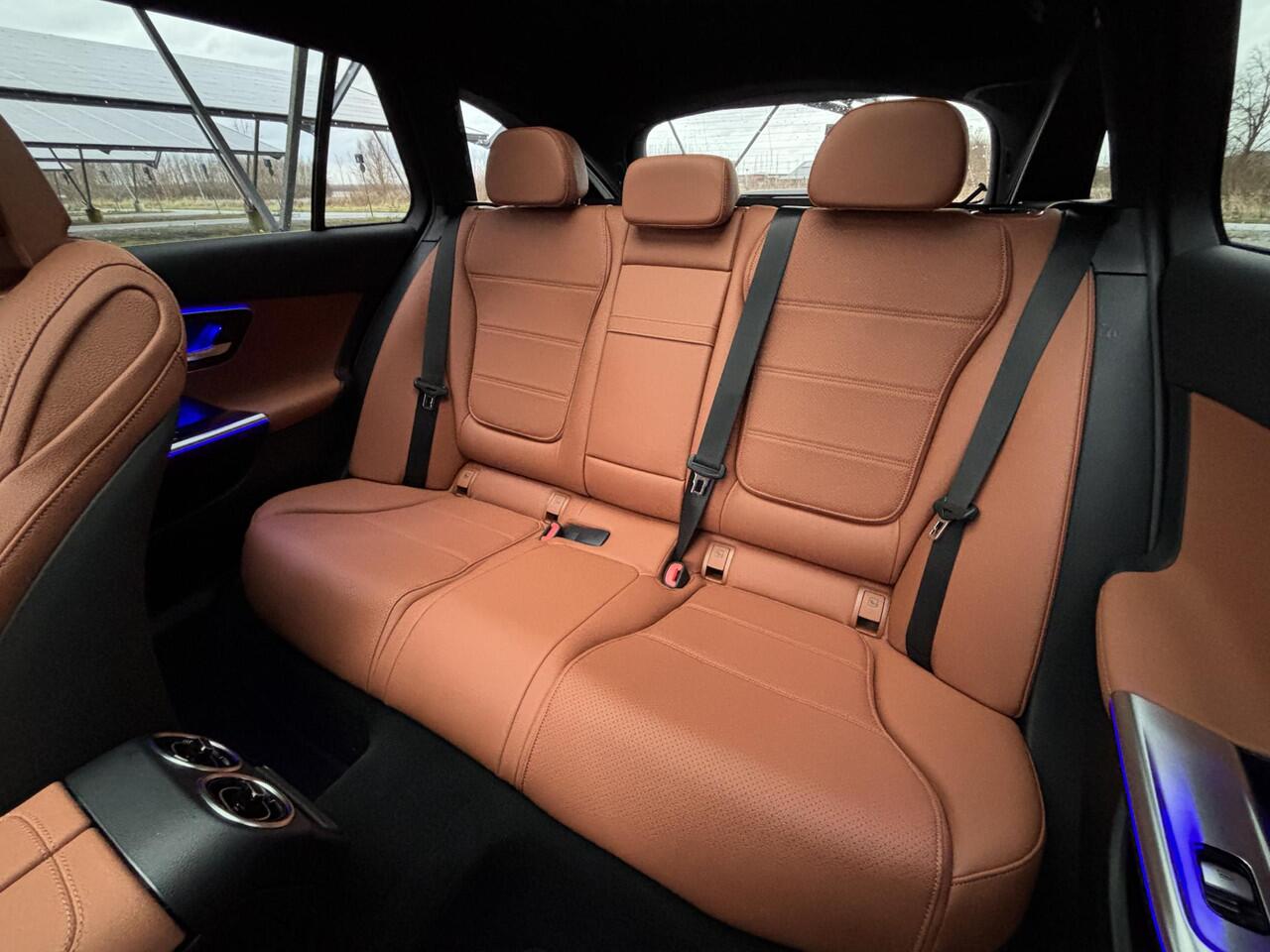 Mercedes-Benz C-KLASSE Estate 300e Star Edition Luxury Line | Panoramadak | Memory stoelen | Sfeerverlichting | Parkeercamera | Stoelverwarming |