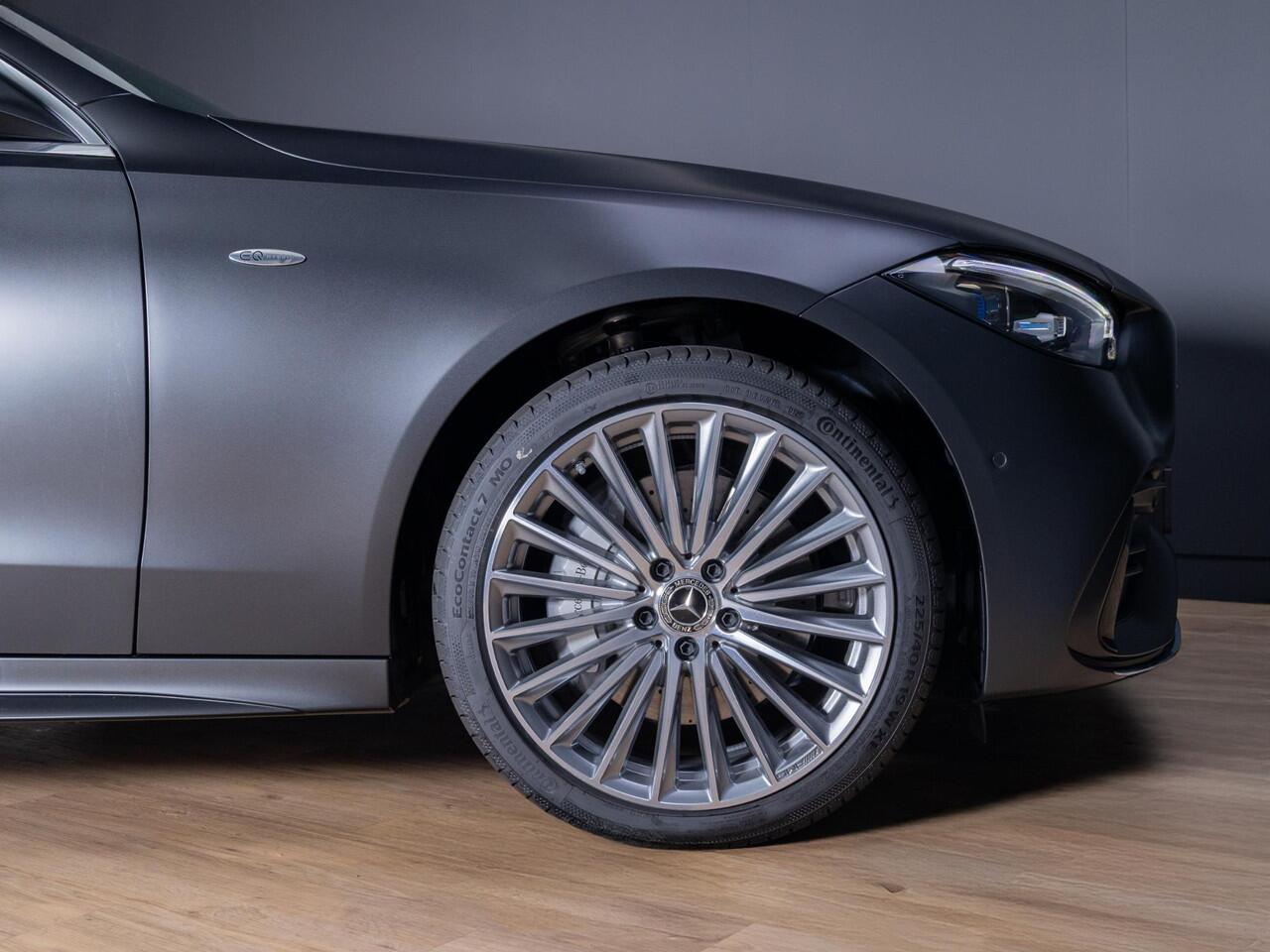 Mercedes-Benz C-KLASSE Limousine 300 e Business Solution AMG Premium PLUS | Panorama dak | Trekhaak