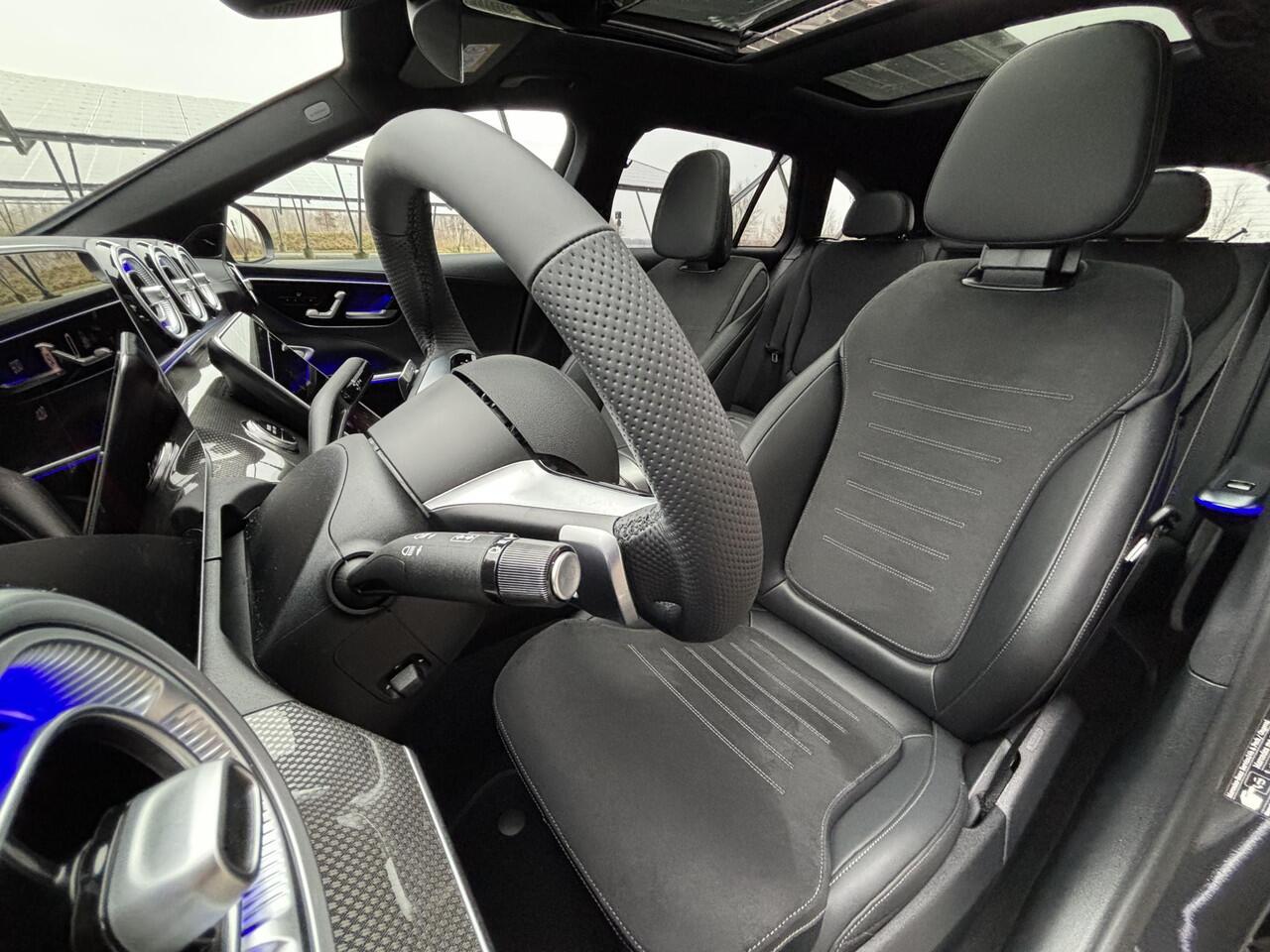 Mercedes-Benz C-KLASSE 300 e Star Edition AMG Line | Night | Panoramadak | Burmester | Memory | 360 camera | Digital light | Rijassistentie pakket | Afneembare trekhaak