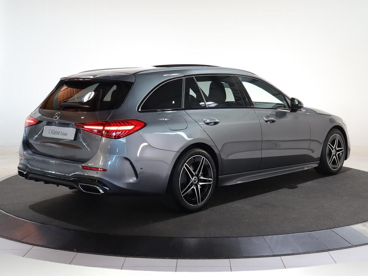 Mercedes-Benz C-KLASSE Estate 180 Business Solution AMG | Panoramadak | Trekhaak | Carplay | DIGITAL Light | Night pakket |