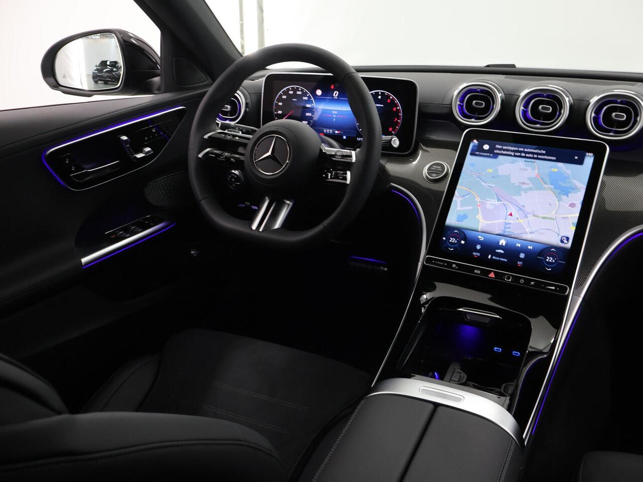 Mercedes-Benz C-KLASSE Estate 180 Business Solution AMG | Panoramadak | Night pakket | Memory stoelen | Keyless | Digital Light